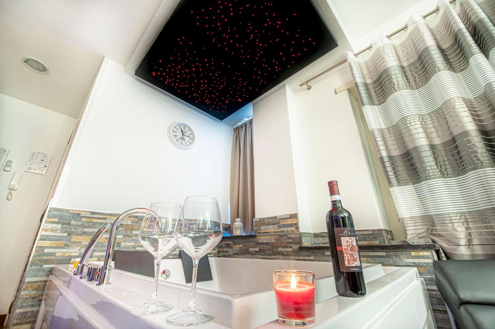 Virtus Prestige - Rooms & Apartments روما الغرفة الصورة